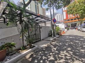 Autumn Guesthouse's near Jalan Alor Bukit Bintang
